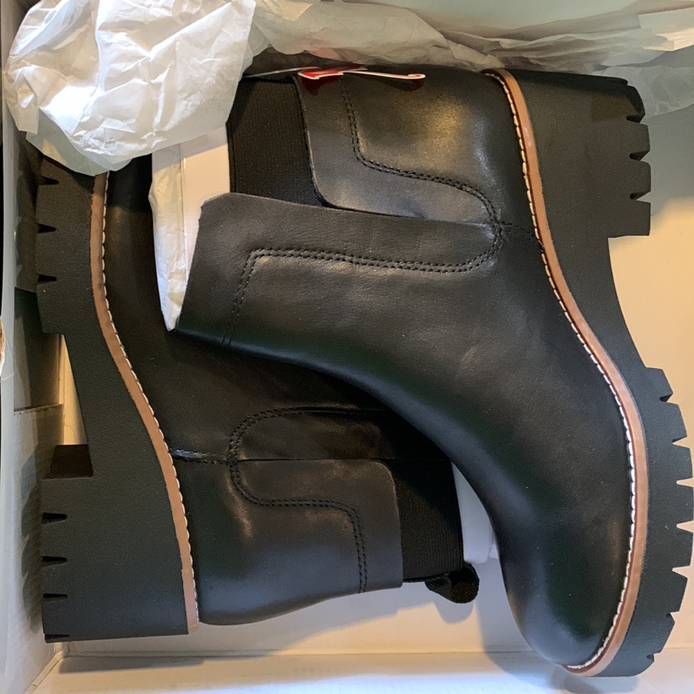 NEW Blondo Leather Waterproof Women’s Boot Size 5.5 Black Brown NEW IN BOX NWT